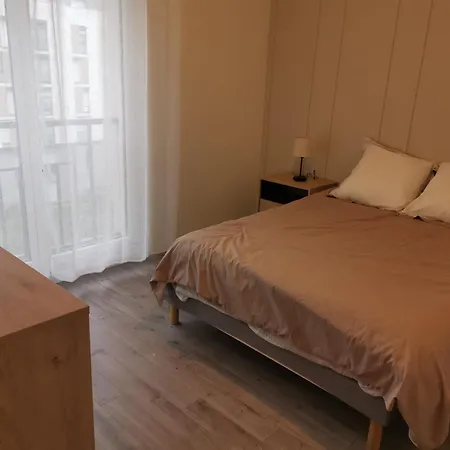 Cosy A Clichy, Avec Parking ,proche Paris! Clichy